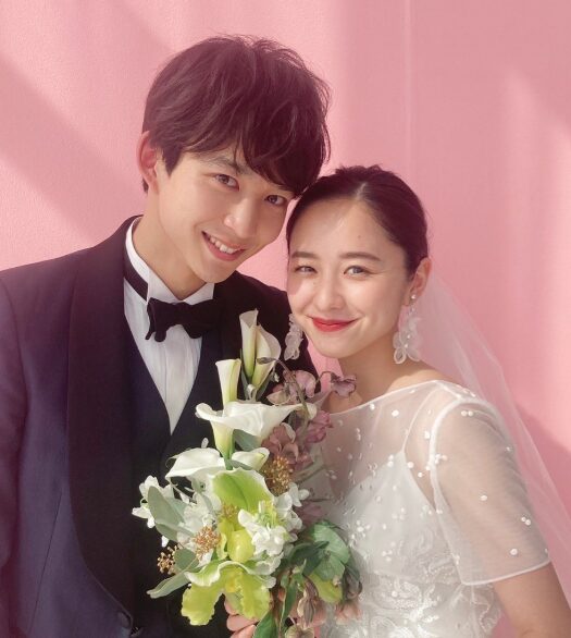 鈴木仁と堀田真由の画像