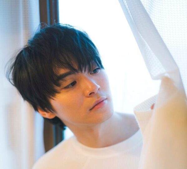 写真集の金子隼也の画像