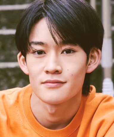 山時聡真の画像