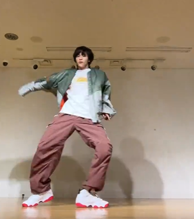 山下幸輝のダンス画像