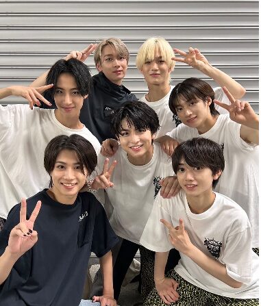 アイドルグループ「超特急」の画像
