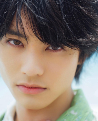 前田拳太郎の画像