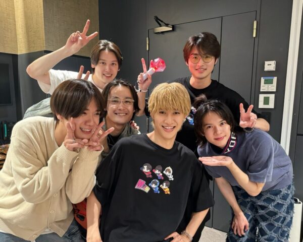 佐原先生と土佐くん共演者と百瀬拓実の画像