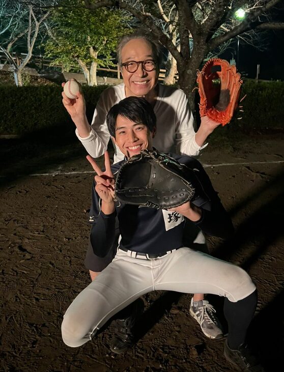 下剋上球児出演時の小日向文世と中沢元紀の画像