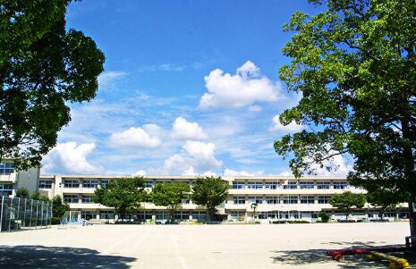 愛知県岡崎市立細川小学校の画像