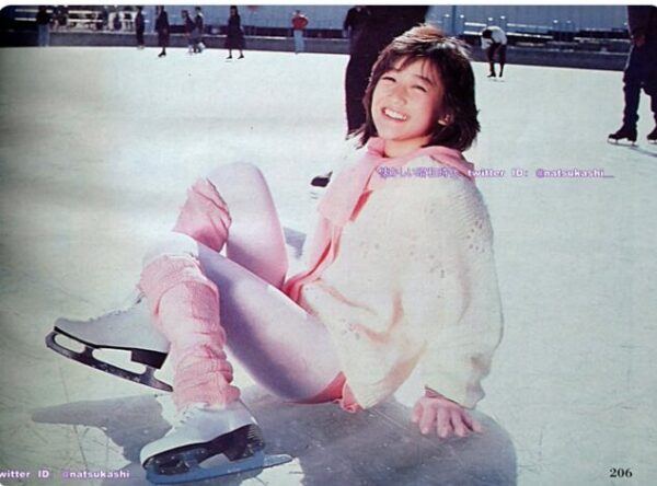 岡田有希子の画像