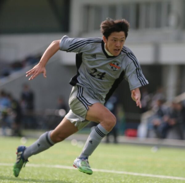 奈良社会人サッカーチームでプレーする河野純喜の画像
