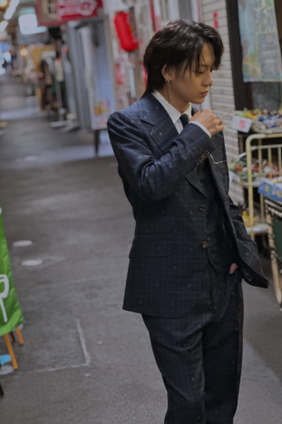 佐藤流司の画像