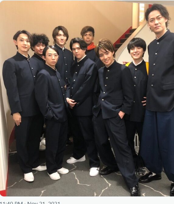 マーゼル ランがミュージカル出演時に共演者と一緒に写っている写真