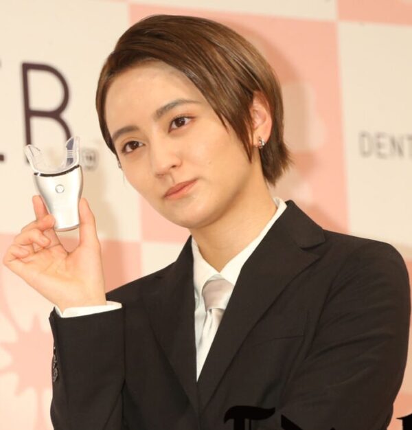岡田結実の男装画像