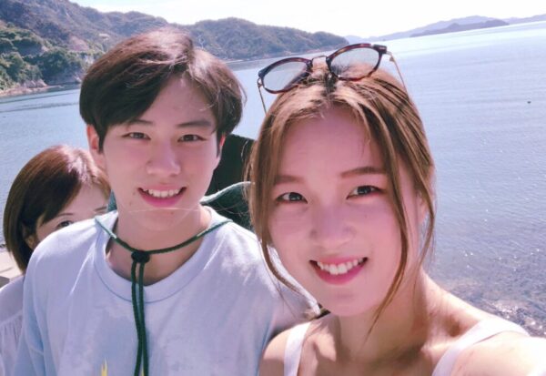 山下幸輝と姉の山下ナオの画像