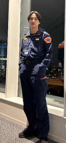 一ノ瀬颯の全身画像