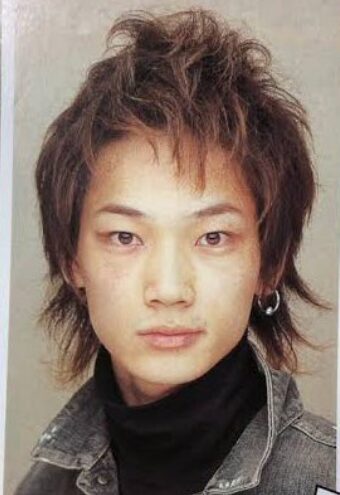 綾野剛のモデル時代の画像