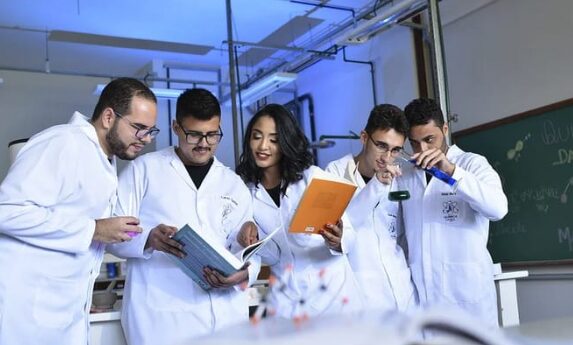 アメリカの大学のメディカルスクールのイメージ画像