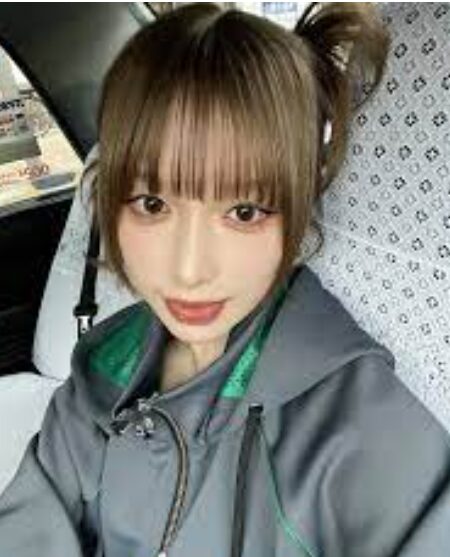 吉田凜音の画像