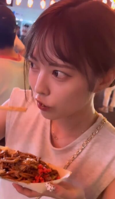 小川栞奈の画像